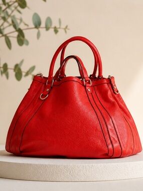 Authentic Gucci Vintage Abbey Tote Calfskin Leather Handbag/Shoulder Bag.